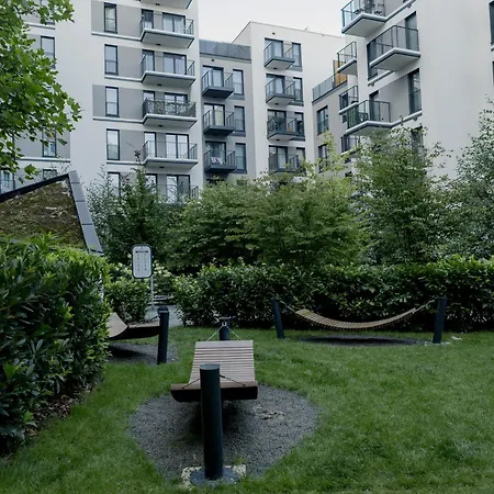 Apartment M *